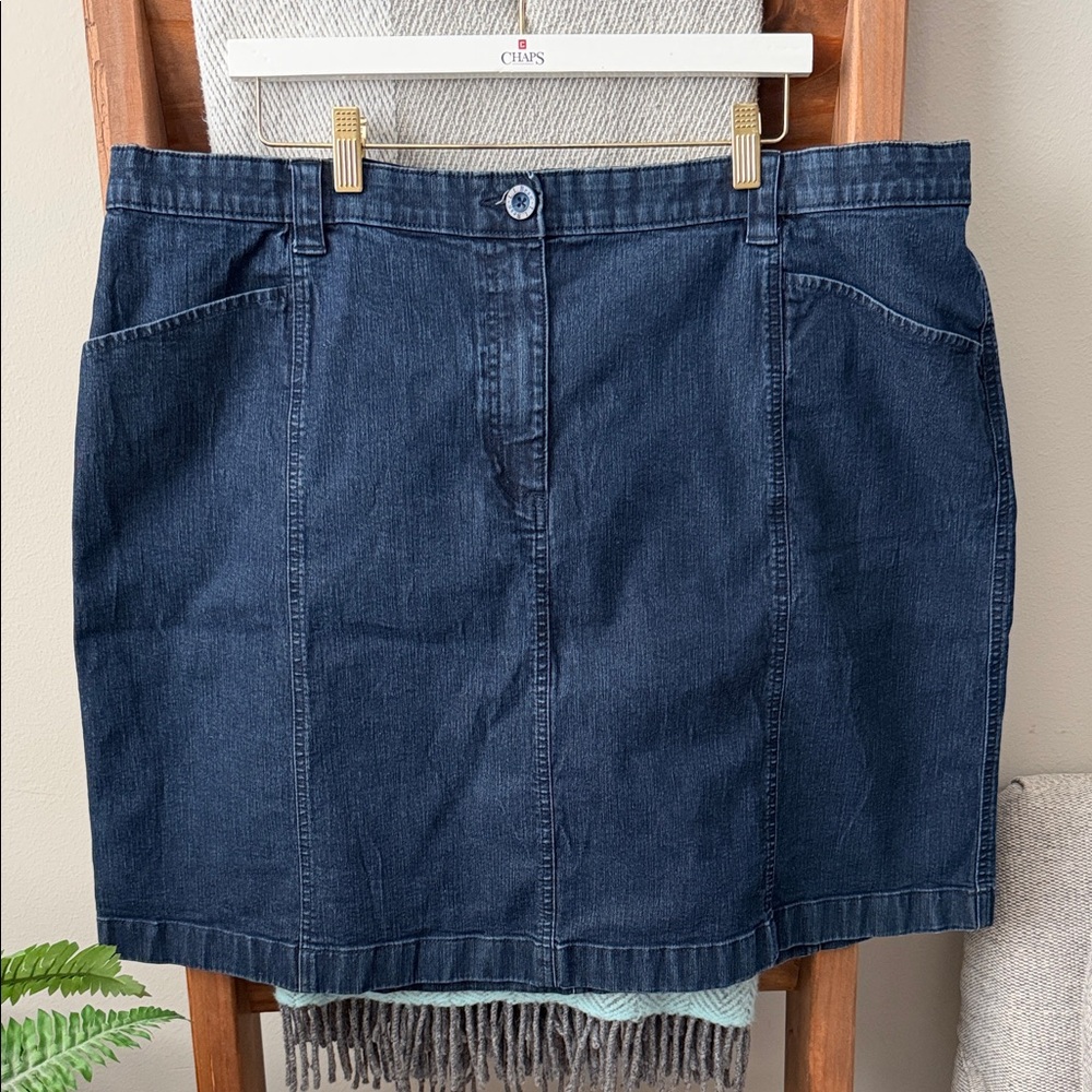 L.L. Bean Dark Blue Denim Skirt, Size 22W, EUC